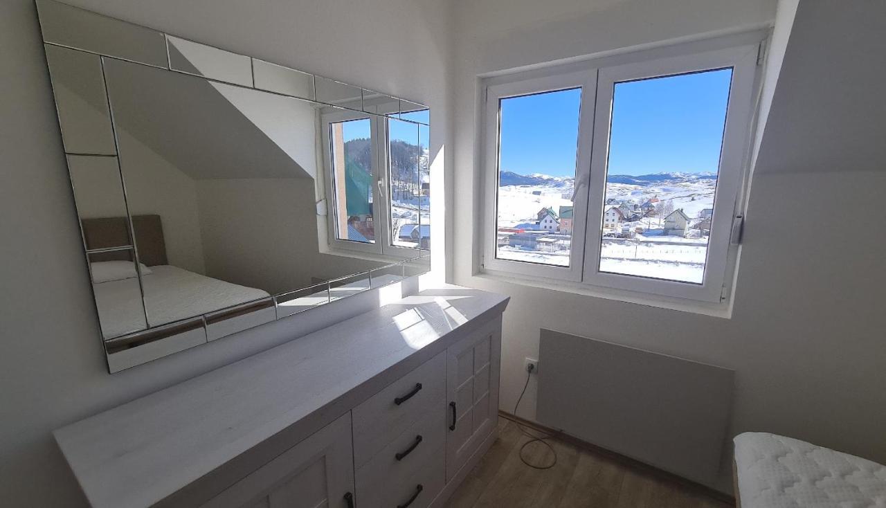 זבליאק Apartment Mihaela מראה חיצוני תמונה