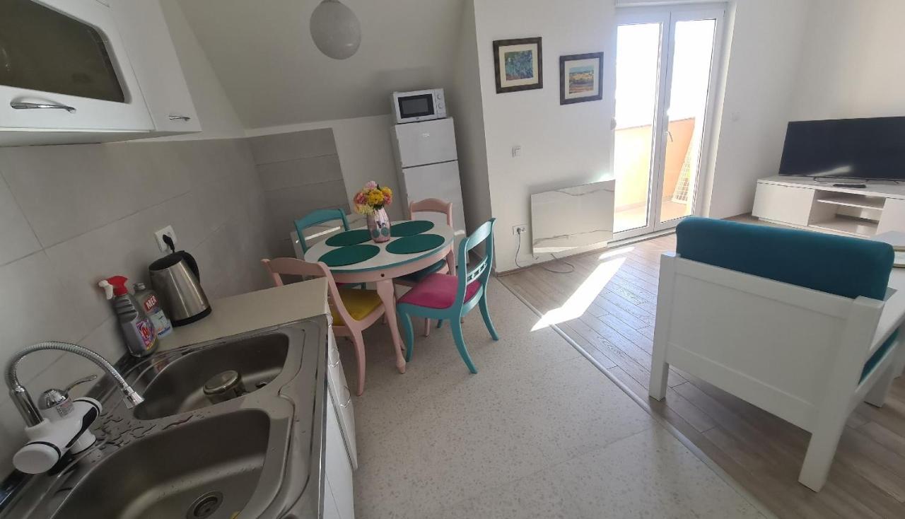 זבליאק Apartment Mihaela מראה חיצוני תמונה