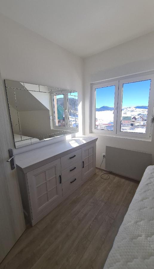 זבליאק Apartment Mihaela מראה חיצוני תמונה