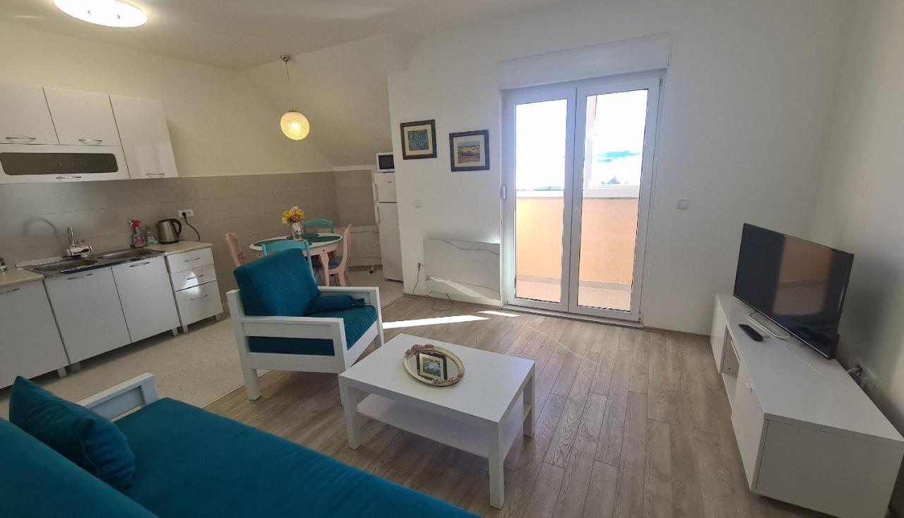 זבליאק Apartment Mihaela מראה חיצוני תמונה