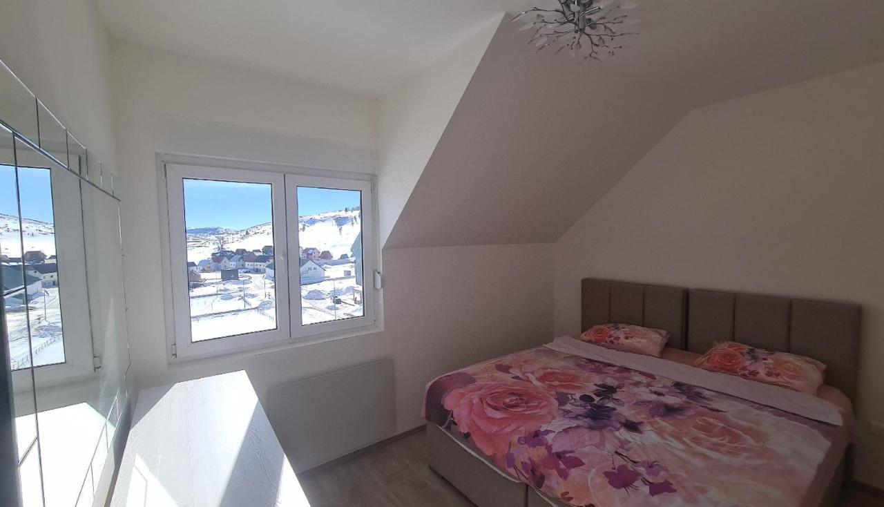 זבליאק Apartment Mihaela מראה חיצוני תמונה